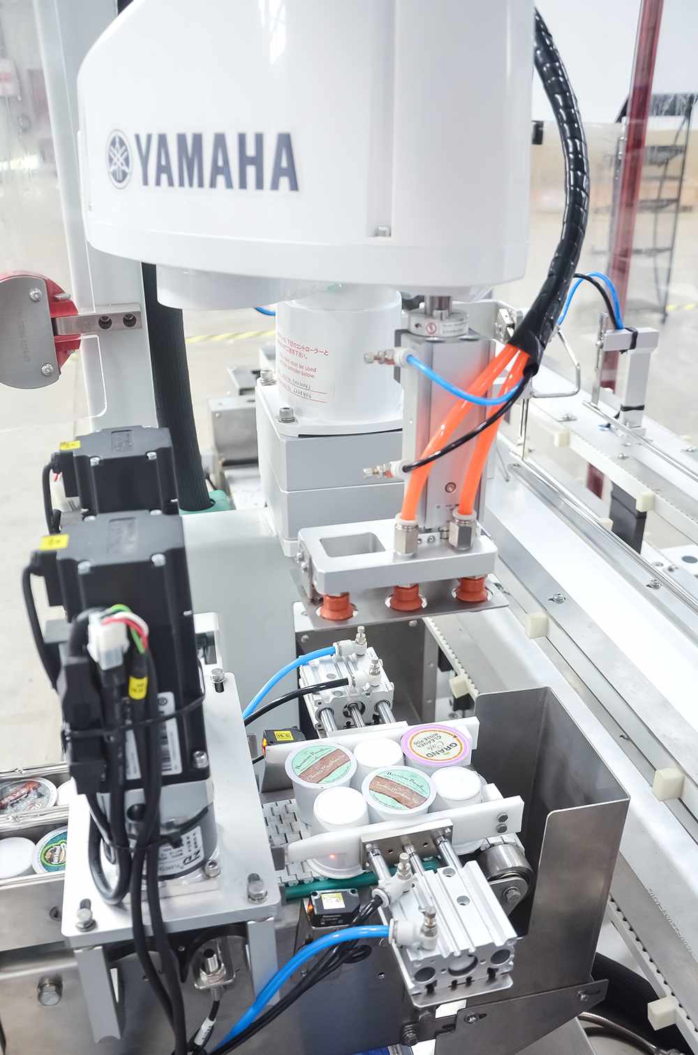 6. Механизм-робот для сбора и размещения кофейных капсул