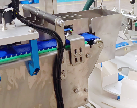 2. Конвейер для подсчета капсул.